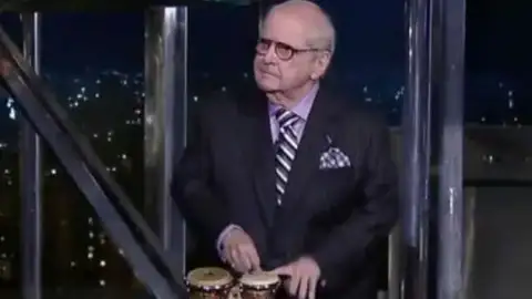 Jazz, rock, piadas, poemas de Pessoa e bom humor. Conheça a discografia de Jô Soares