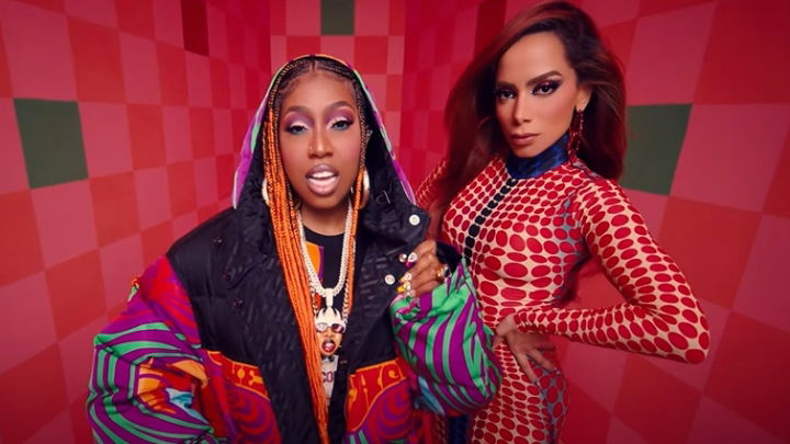 Anitta aparece em mais uma parceria; ouça Africanitta