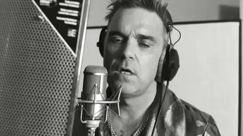 Robbie Williams e Ozzy Osbourne estreiam nos primeiros postos da parada britânica de álbuns