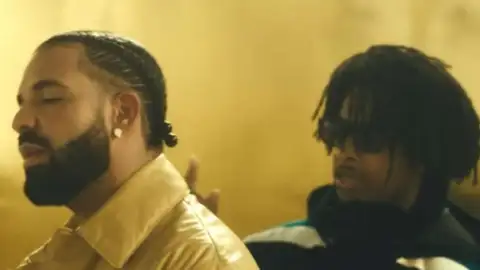 "Her Loss", álbum de Drake & 21 Savage, tira Taylor Swift do topo da parada britânica