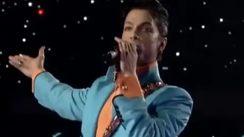 Show de Prince é eleito o melhor do Super Bowl pela Rolling Stone. Veja a lista completa!