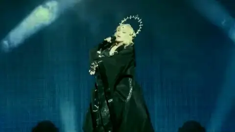 Madonna volta ao palco em turnê celebrando 40 anos de sucessos