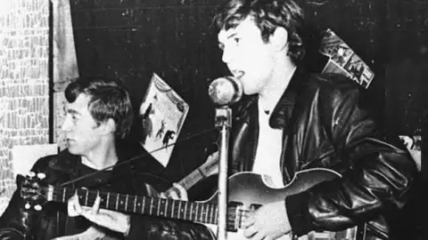 Baixo que Paul McCartney usou nos primeiros anos dos Beatles é reencontrado após mais de 50 anos