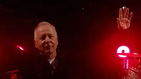 Simple Minds voltará ao Brasil em 2025. Veja os preços!