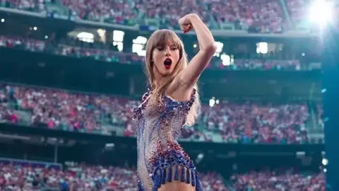 Taylor Swift fica em segundo na lista da Billboard das maiores estrelas da música pop do século 21!