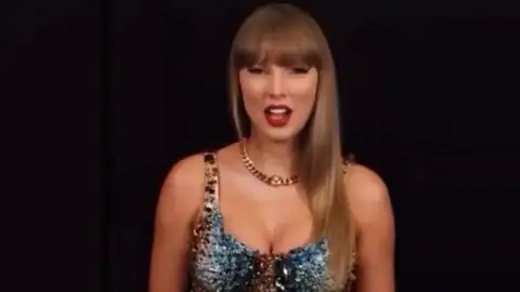 Artista do ano da Billboard pela quarta vez, Taylor Swift segue no topo da parada de álbuns dos EUA