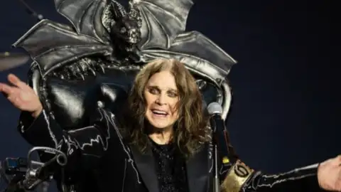 Grandes nomes do rock n' roll e do heavy metal lamentam a morte de Ozzy
