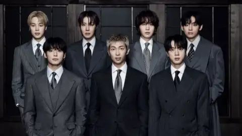 BTS está de volta com o novo álbum, "ARIRANG". Ouça com todas as letras!
