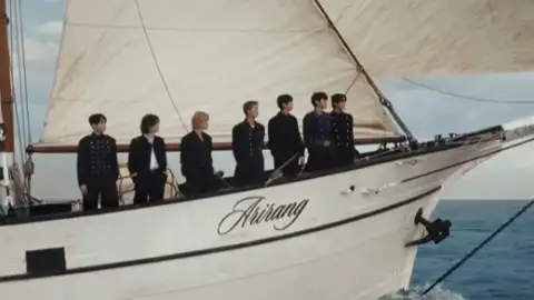 Hit nº 1 do BTS, "Swim" vira alvo de processo por plágio: "Cópia óbvia e inescapável"