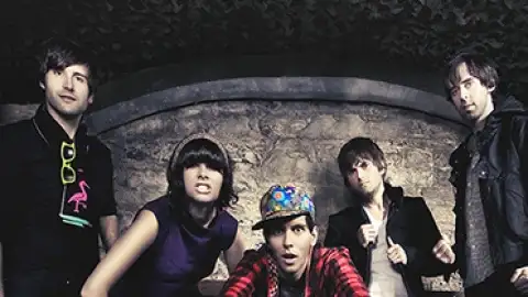 Cobra Starship lança clipe para #1Nite