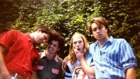 The Vaccines faz cover do ABBA e mais artistas em novo EP gratuito