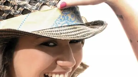 Maria Rita lança "Me Deixas Louca" que ficou famosa na voz de sua mãe Elis Regina