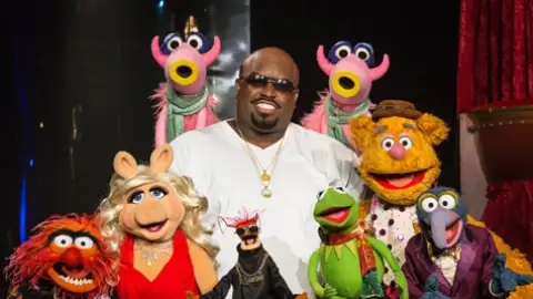 Ouça "All I Need Is Love", faixa de Cee Lo Green com "Os Muppets"