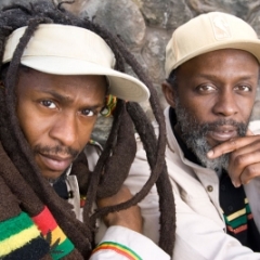 True Love - SOJA (Soldiers of Jah Army) - VAGALUME